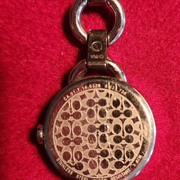 Coach Watch - Picture 5 of 6